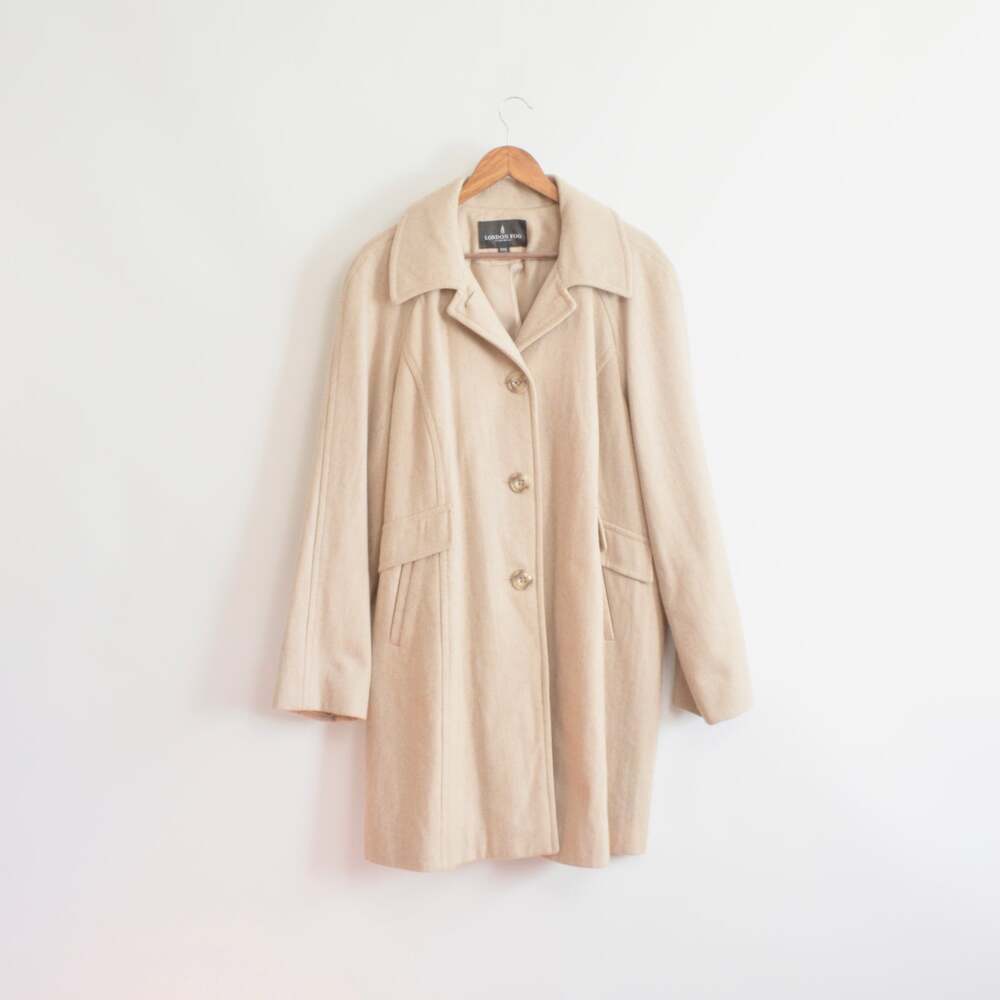 perfect mid length light beige vintage london fog wool overcoat